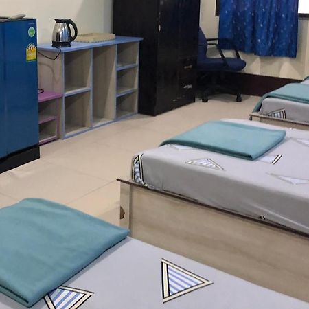 Hotel Oyo 1146 Paris In Bangkok Zewnętrze zdjęcie