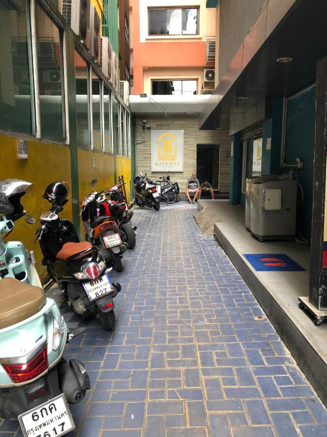 Hotel Oyo 1146 Paris In Bangkok Zewnętrze zdjęcie