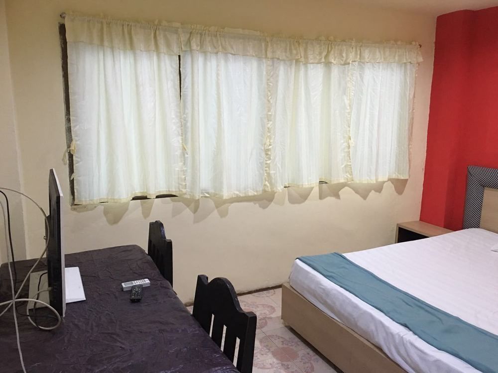 Hotel Oyo 1146 Paris In Bangkok Zewnętrze zdjęcie