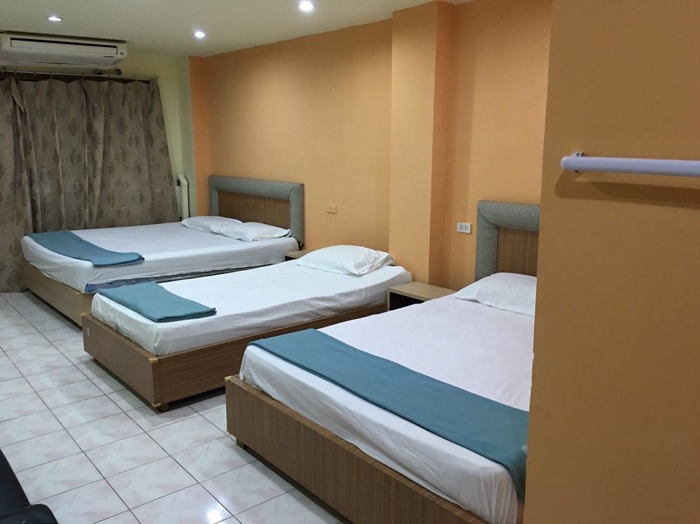 Hotel Oyo 1146 Paris In Bangkok Zewnętrze zdjęcie