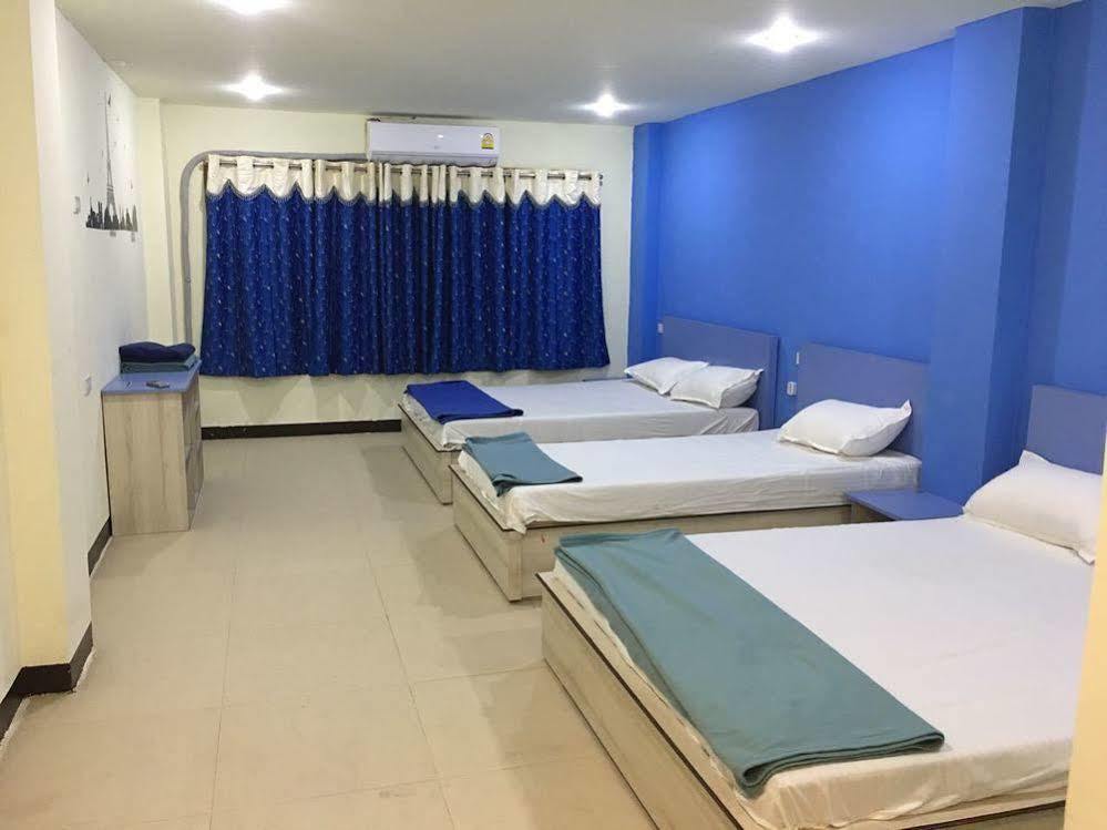 Hotel Oyo 1146 Paris In Bangkok Zewnętrze zdjęcie